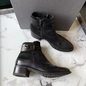 Aquatalia Odette Dry Black Calf Leather Ankle Boots Size 38.5